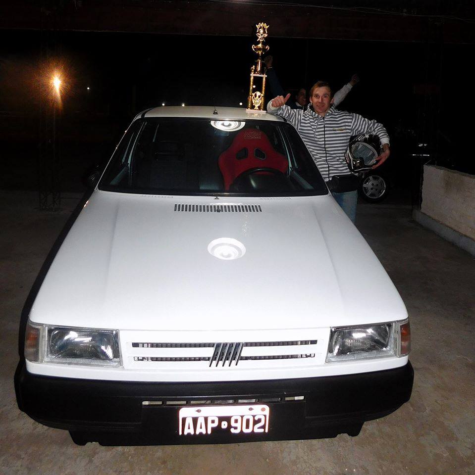 11950886_899510523429821_853037863_n