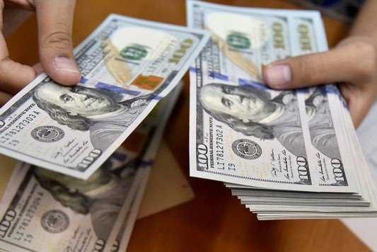 Retienen-dolares-viajeros-mexicanos-Panama_MEDIMA20150721_0238_24